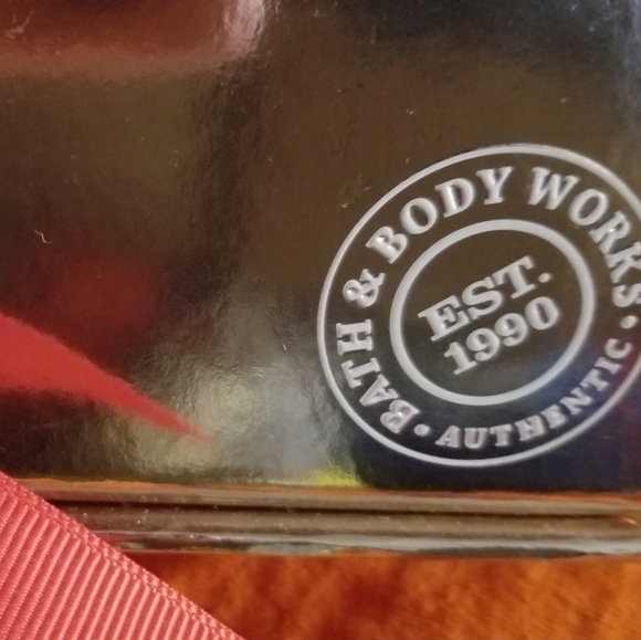 Bath and body works set - Picture 3 of 3